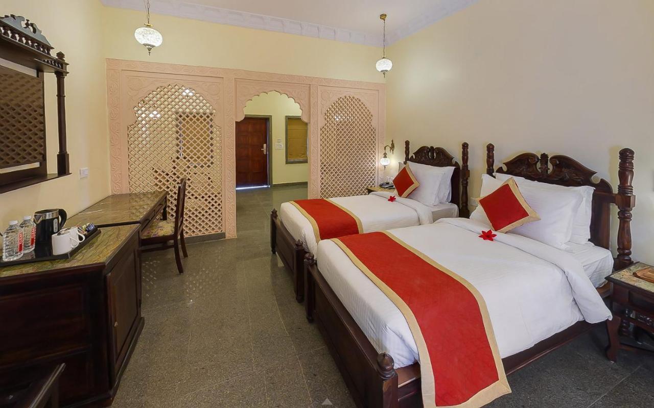 Bhanwar Singh Palace Джайпур Екстериор снимка